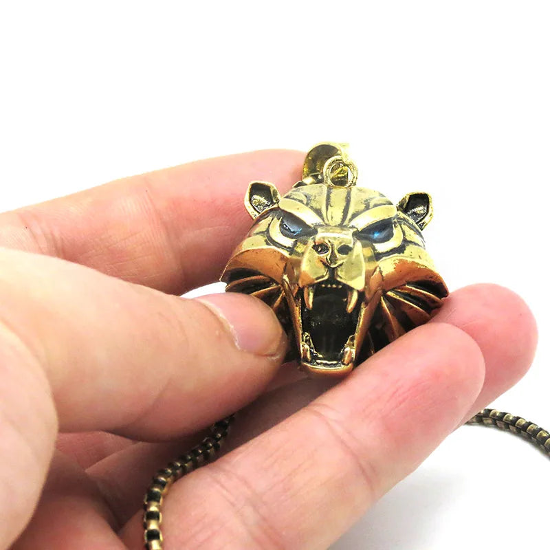 Wizard School Caucasus Bear Medallion Pendant Necklace 31*34mm Blue Rhinestone Wild Cosplay Game Animal Chain Necklace With Bag