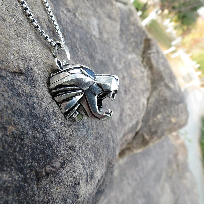 Wizard School Caucasus Bear Medallion Pendant Necklace 31*34mm Blue Rhinestone Wild Cosplay Game Animal Chain Necklace With Bag