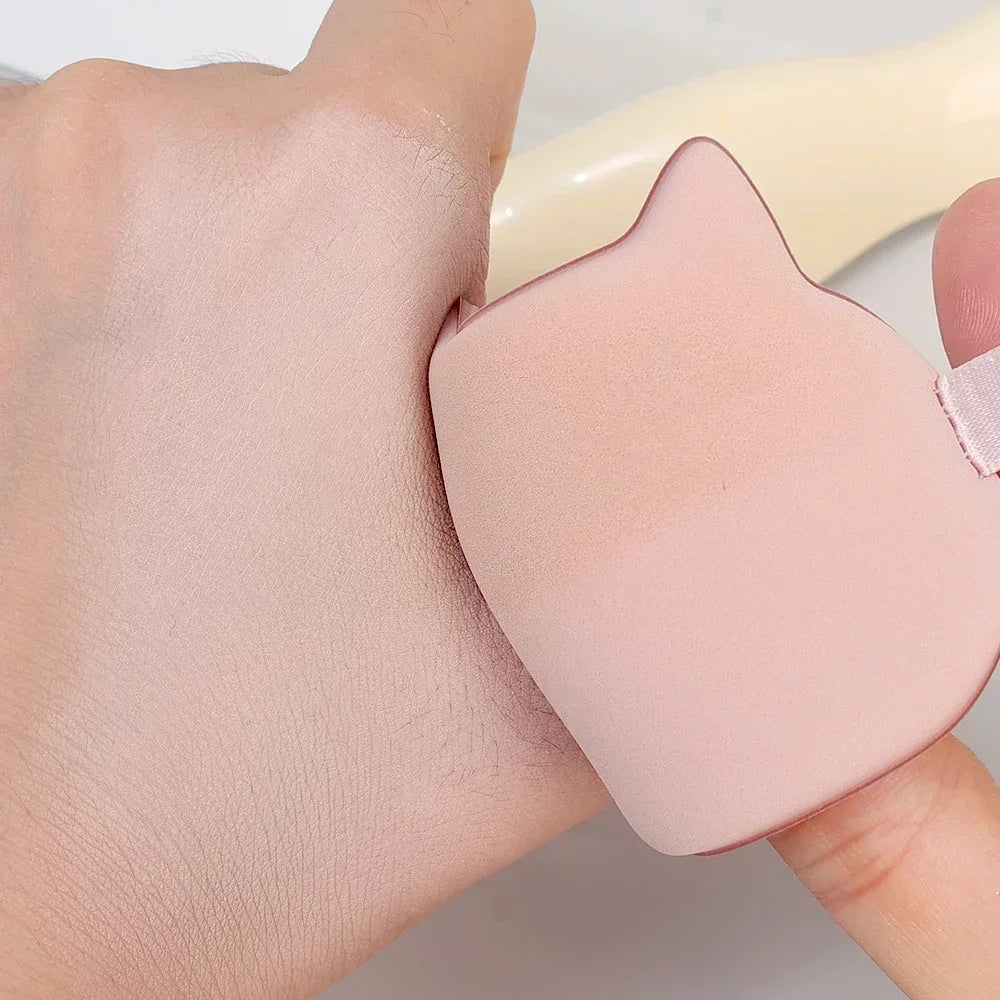 Cute Cat Paw Shaped Makeup Puff, Dual-use for Dry and Wet, Foundation Concealer Sponge, Fine Makeup Tool
