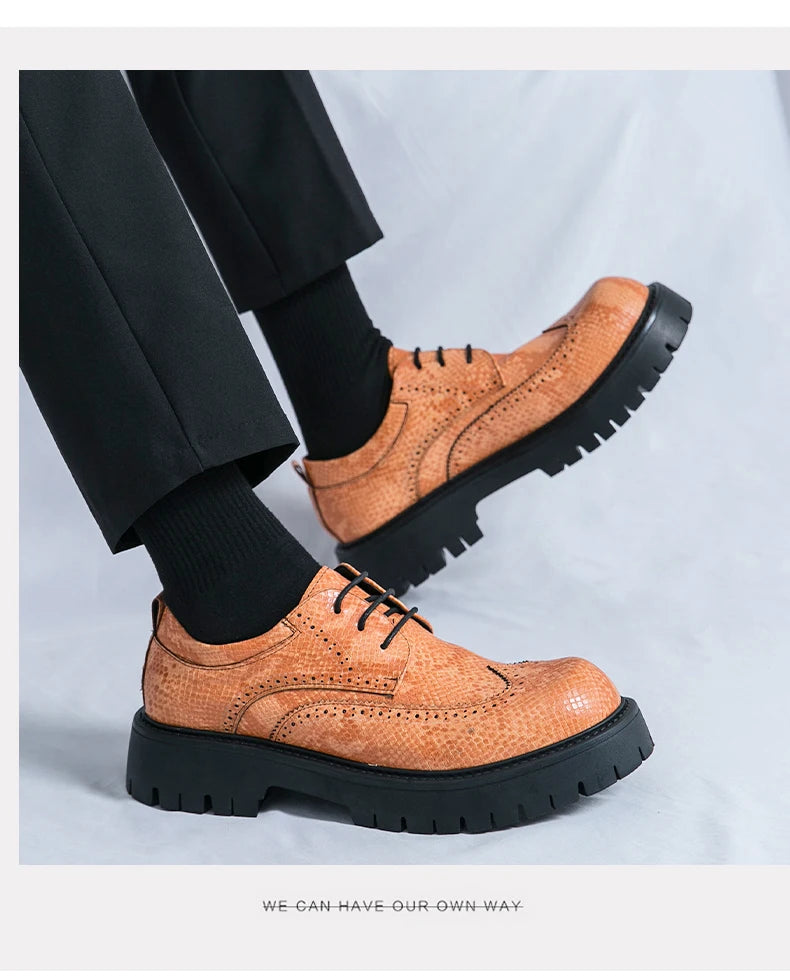 Brogues Men's Luxury Designer Style Thick Sole Shoes Elegant and Sophisticated Gentleman's Shoe Popular Wedding Party Shoes