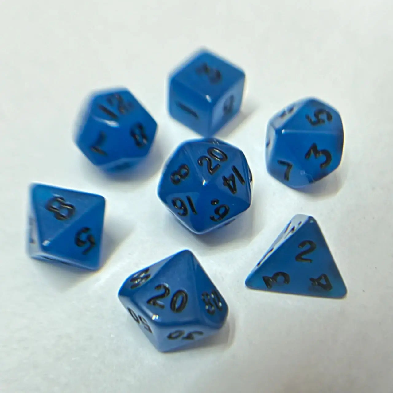 Mini DND Polyhedral Glow In The Dark Colorful Dice 7 Pcs/Set with Dice Bag For DND COC TRPG Role Playing Games