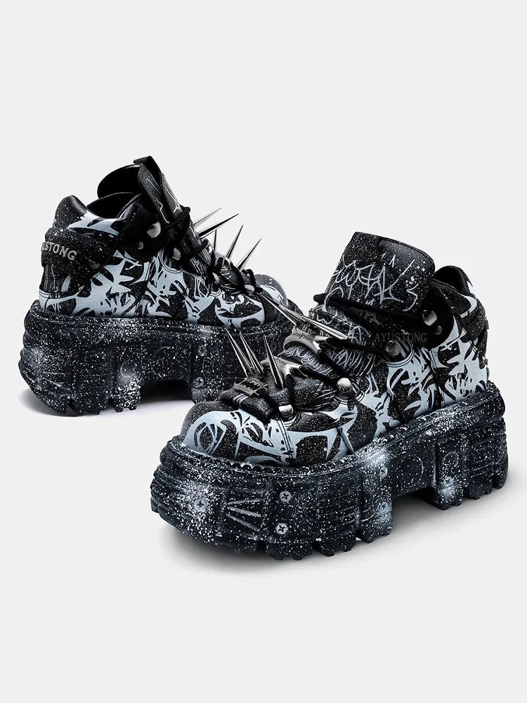 2025 Retro Heavy Metal Platform Men's and Women's Graffiti Punk Muffin Black Rivets Small Height Increasing Dad Shoes