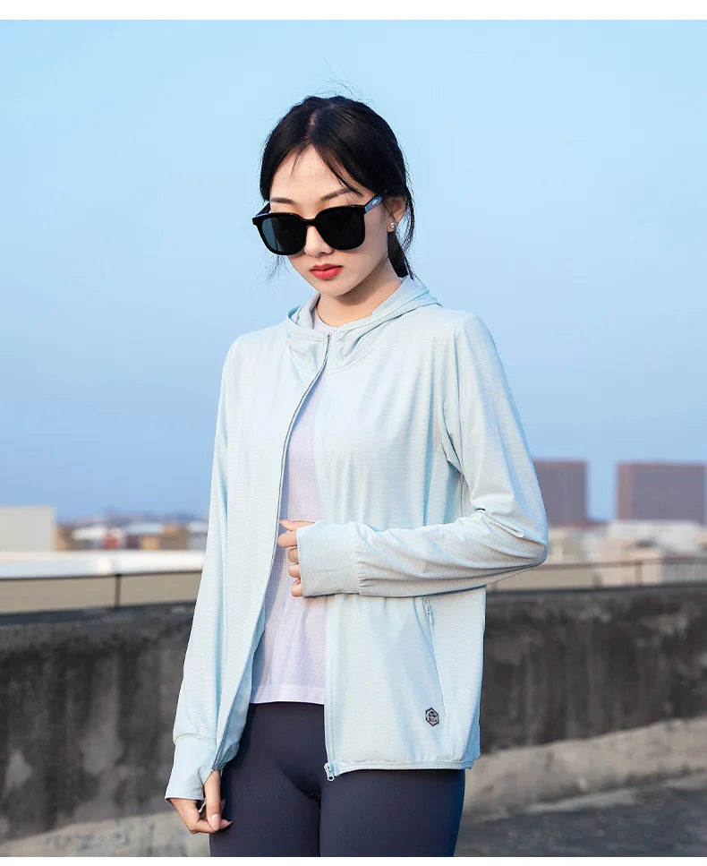 YJKVUR Unisex Summer New UPF 50+ UV Sun Protection Hoodie Jacket Men Women Lightweight Hiking Outdoor Long Sleeve Sun Shirt Coat