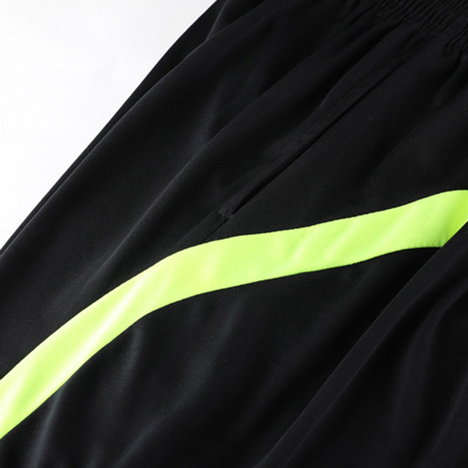 Mens Soccer Jersey Referee Outfit Football Match Uniform Tracksuit Turn-Down Collar Short Sleeve Pockets T-shirt with Shorts