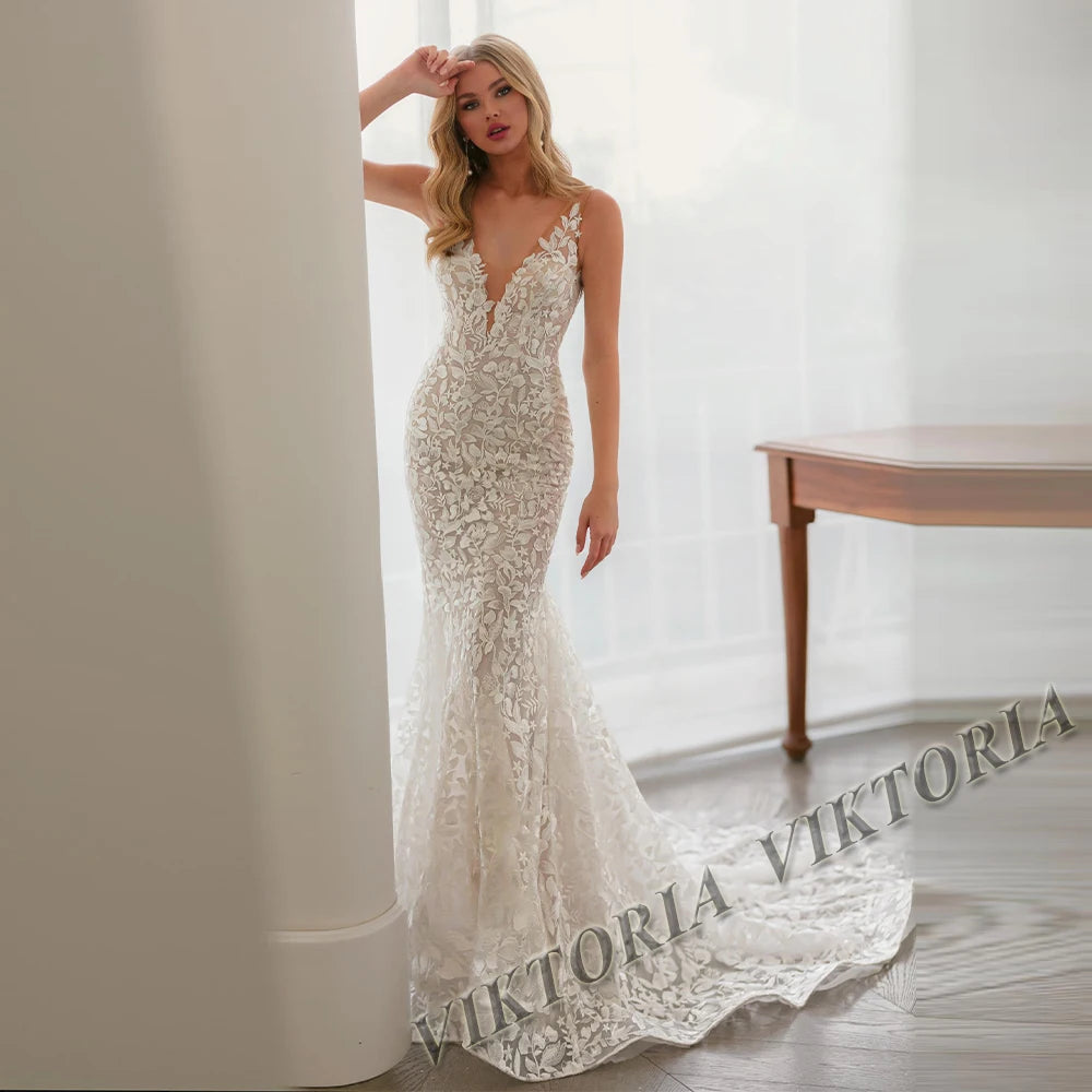 VIKTORIA Fashion Aline Wedding Dresses V-neck Custom-Made Court Train Appliques Sleeveless Robe De Mariée Engagement Plus