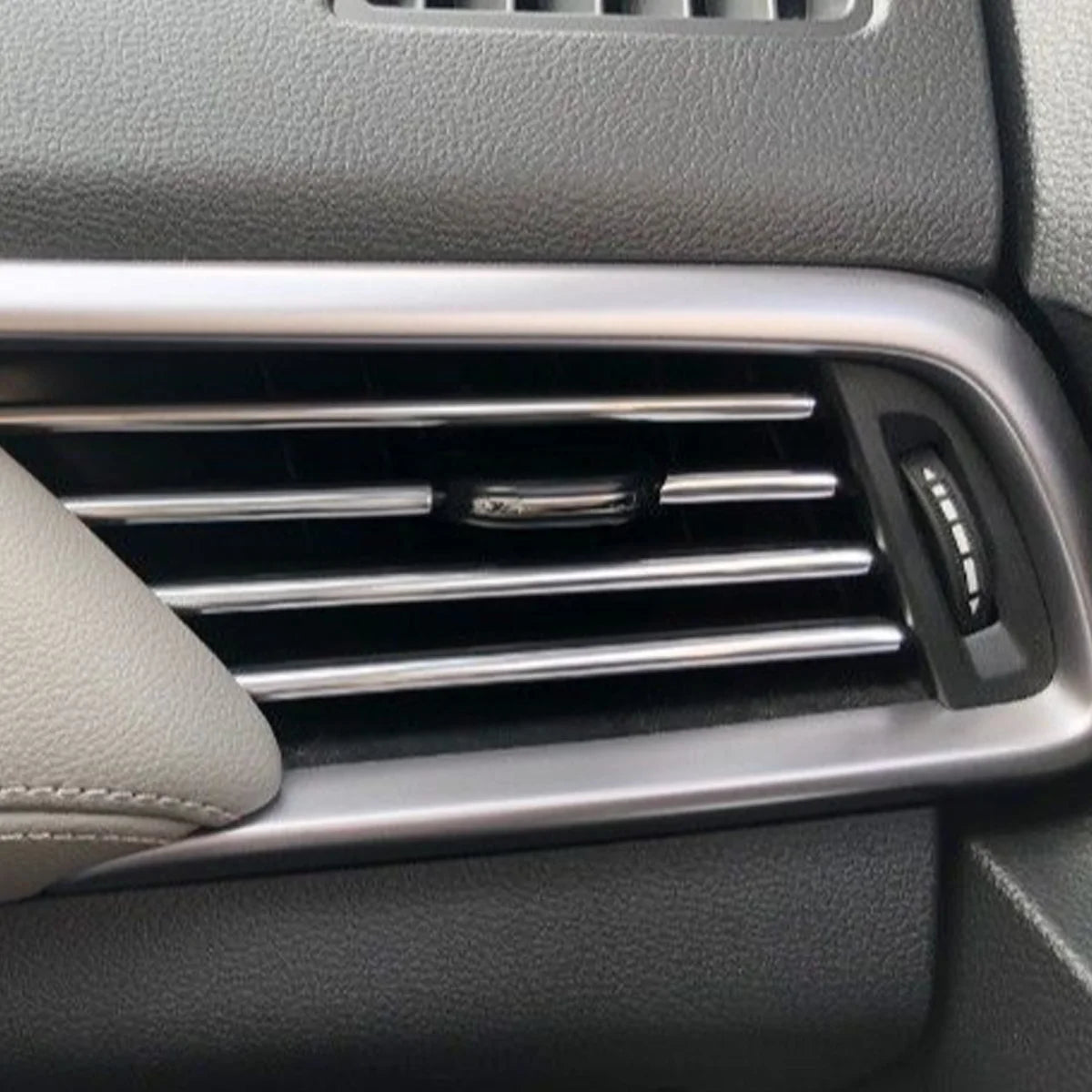 10PCS 20CM Car Air Outlet Decorative Strip Pvc Car Air Conditioning Vent Decorative Strip Interior Diy Bendable Decorative Strip