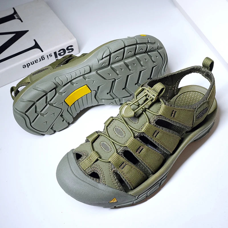 Fashion Men's Casual Mesh Outdoor Beach Sandals Light Breathable Shoe for Men Anti-slip Waterproof Sandal Man Comfortable Shoes