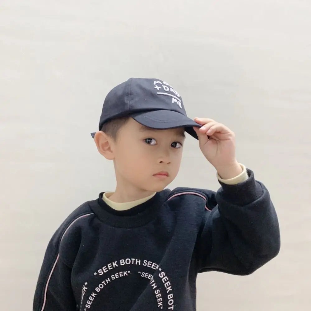 Children's Hats Spring Autumn Boys Girls Duckbill Hats Casual Baby Caps Fashion Cute MOM+DAD=ME Embroidery Sun Hats
