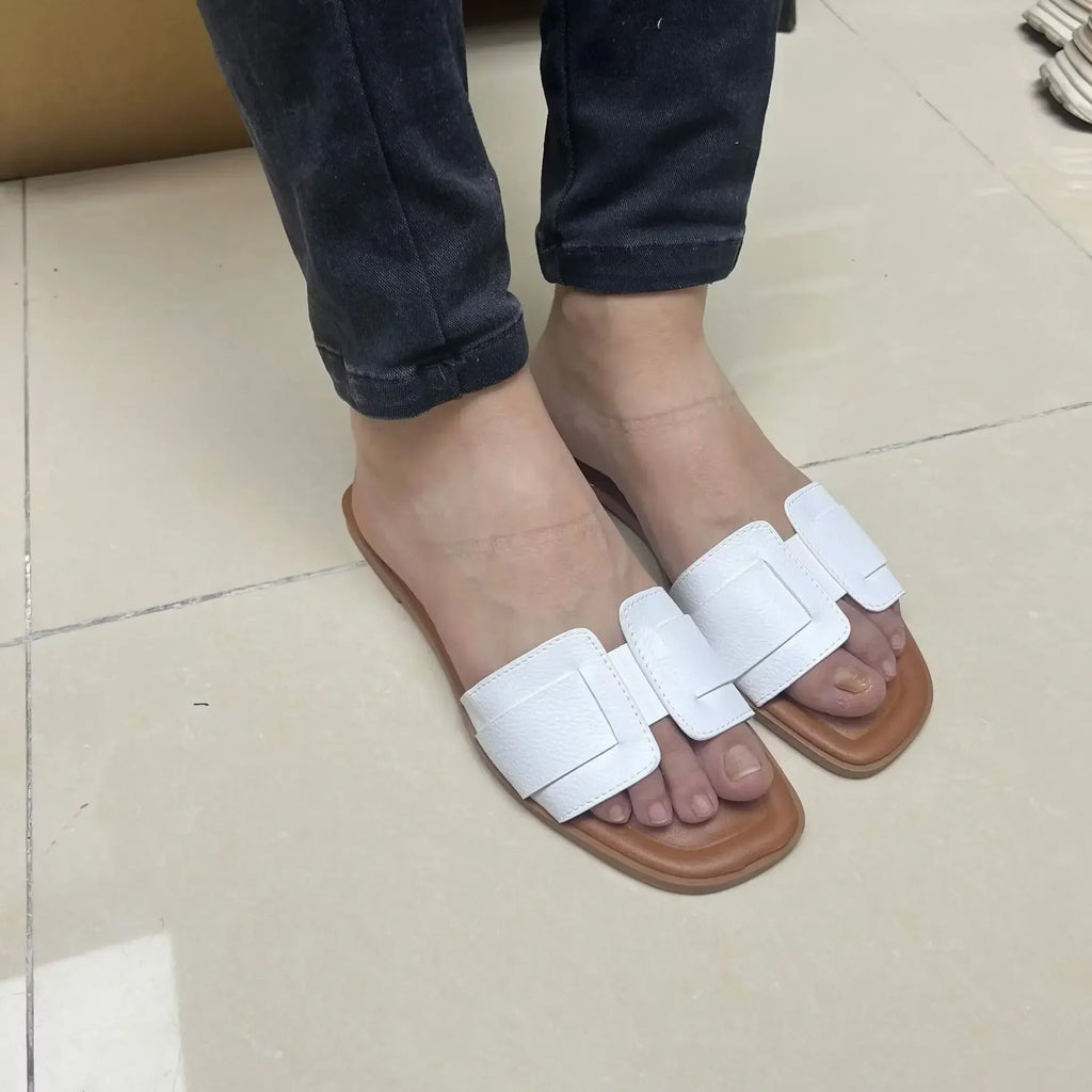 Causal Flat Woman's Slippers Peep Toe Outside Street Female Beach Shoes 2025 Summer Soft Leather Brand Design Ladies Slides