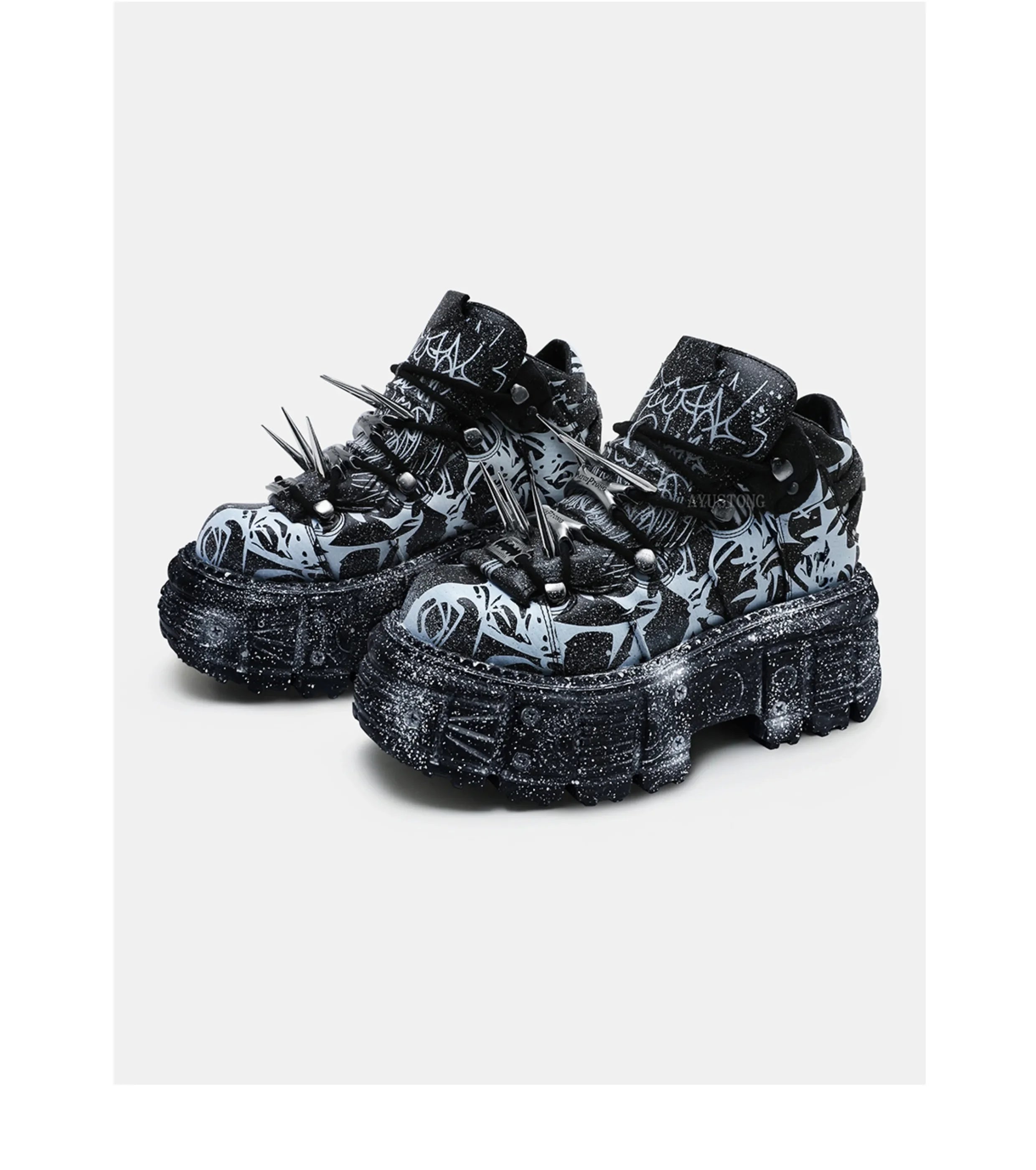 2025 Retro Heavy Metal Platform Men's and Women's Graffiti Punk Muffin Black Rivets Small Height Increasing Dad Shoes