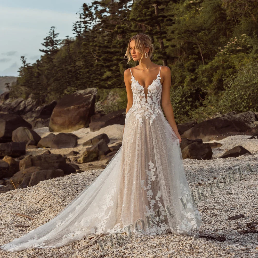 VIKTORIA Fashion Aline Wedding Dresses V-neck Custom-Made Court Train Appliques Sleeveless Robe De Mariée Engagement Plus