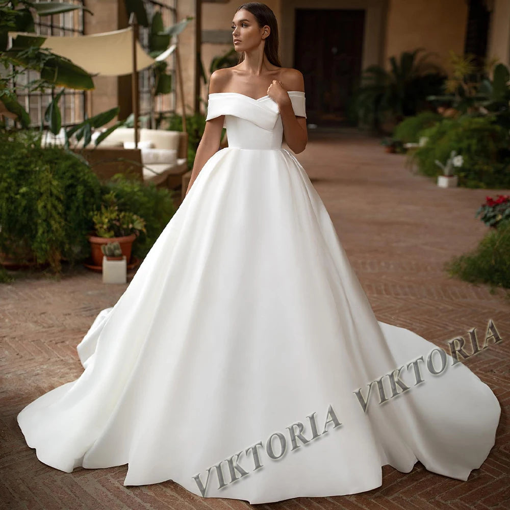 VIKTORIA Fashion Aline Wedding Dresses V-neck Custom-Made Court Train Appliques Sleeveless Robe De Mariée Engagement Plus