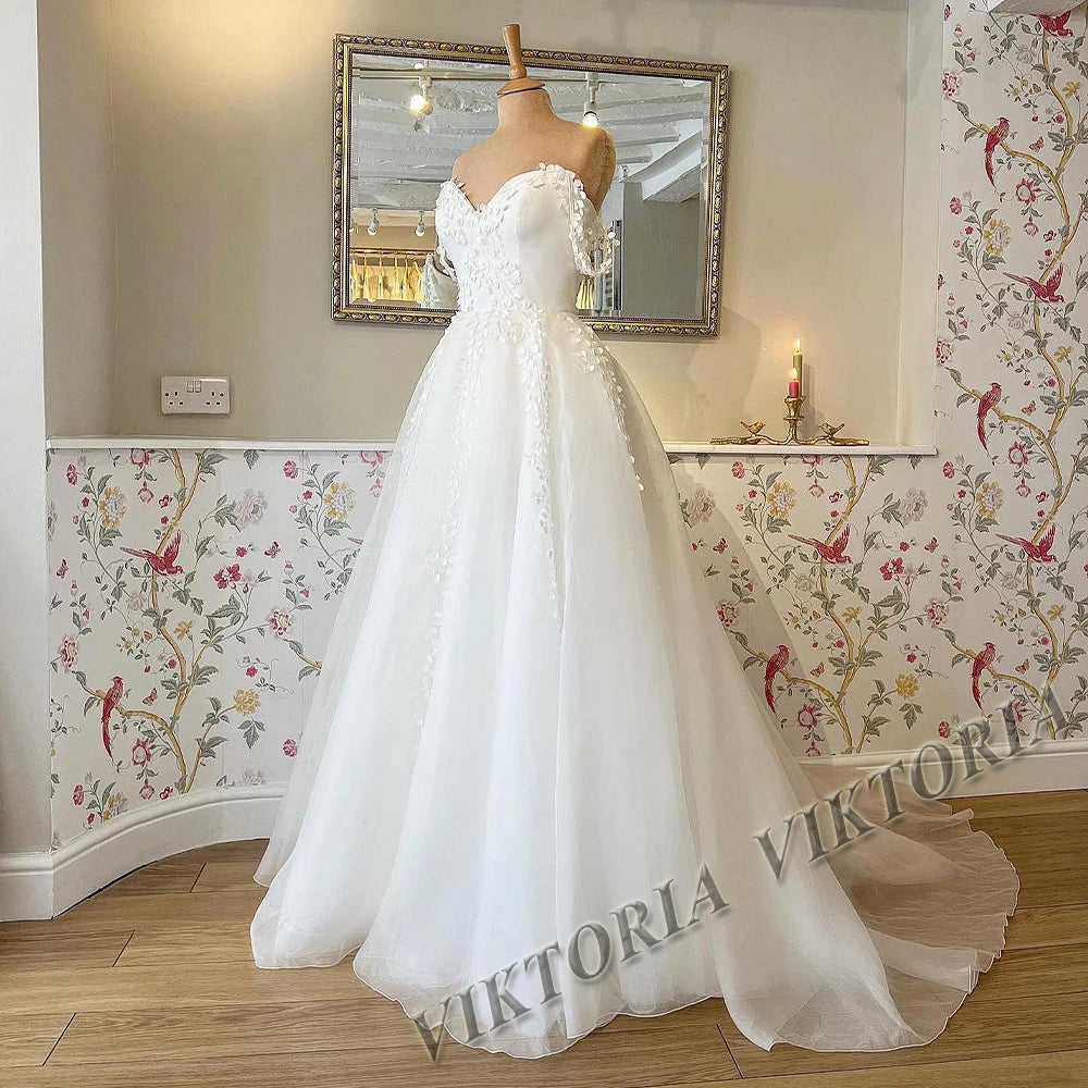 VIKTORIA Fashion Aline Wedding Dresses V-neck Custom-Made Court Train Appliques Sleeveless Robe De Mariée Engagement Plus