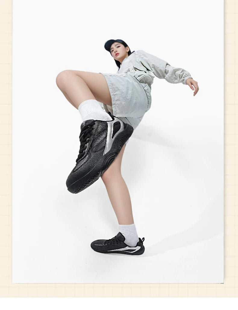 Men's Sports Shoes New Low Heel Round Toe Flat Heel Leather Surface Breathable and Comfortable Lace-up Couple's Style