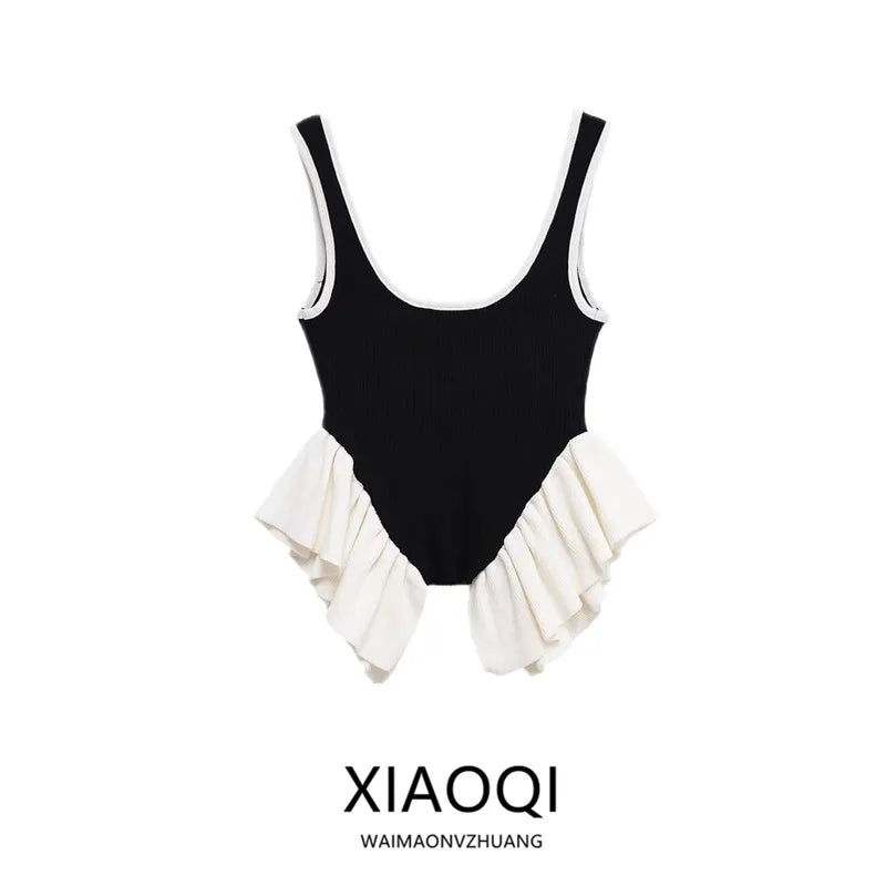 Summer 2025 New Women's Svel round Ne Pullover Color Blo Design Knitted Vest Top Faion Commute Sle ort Length