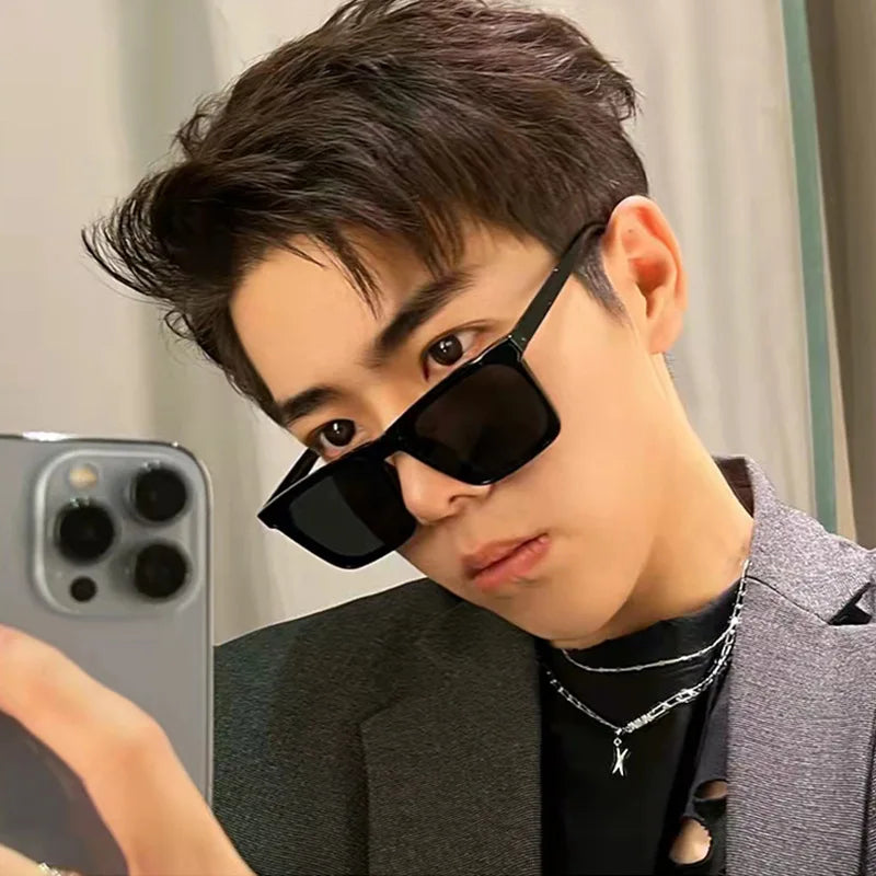 Men's Sunglasses For Uv Protection While Driving. 2025 New Style Square Frame Fashionable Sunglasses 2050