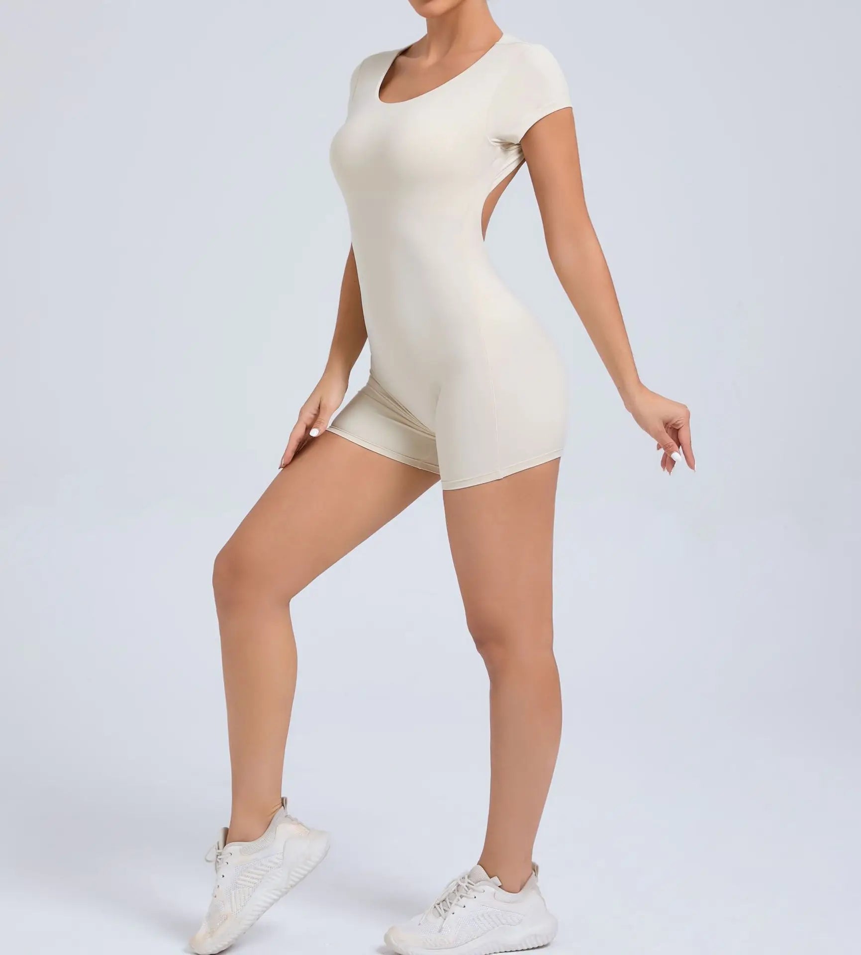 New Yoga shorts Jumpsuit OPEN BACK TEE BODYSUIT Tight Fitting Hip Lifting Exercise Fitness Clothing Breathable Cycling Jersey